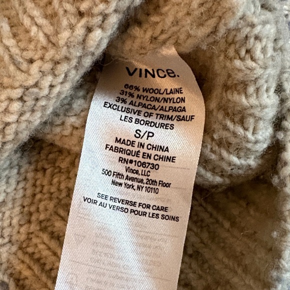 Vince women’s oat wool Turtleneck Sweater - Picture 3 of 3